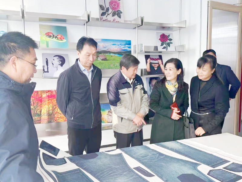 河南省人民法院副院長李志增一行蒞臨飛鷺參觀指導